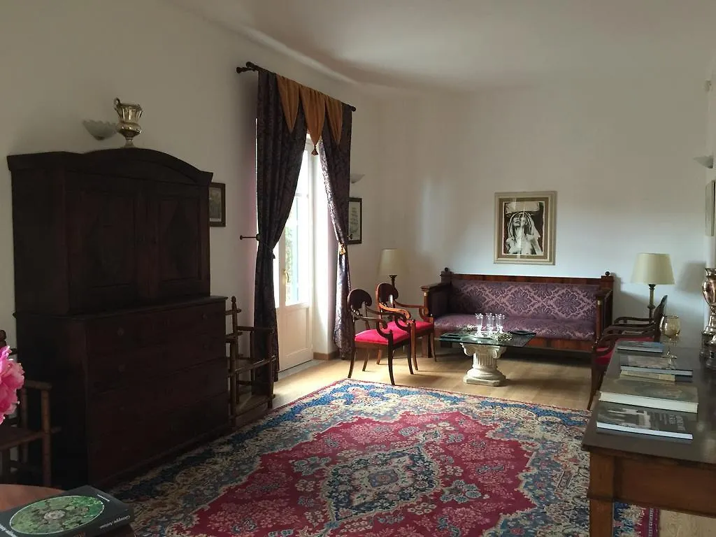 팔레르모 Palazzo Ferruzza 아파트